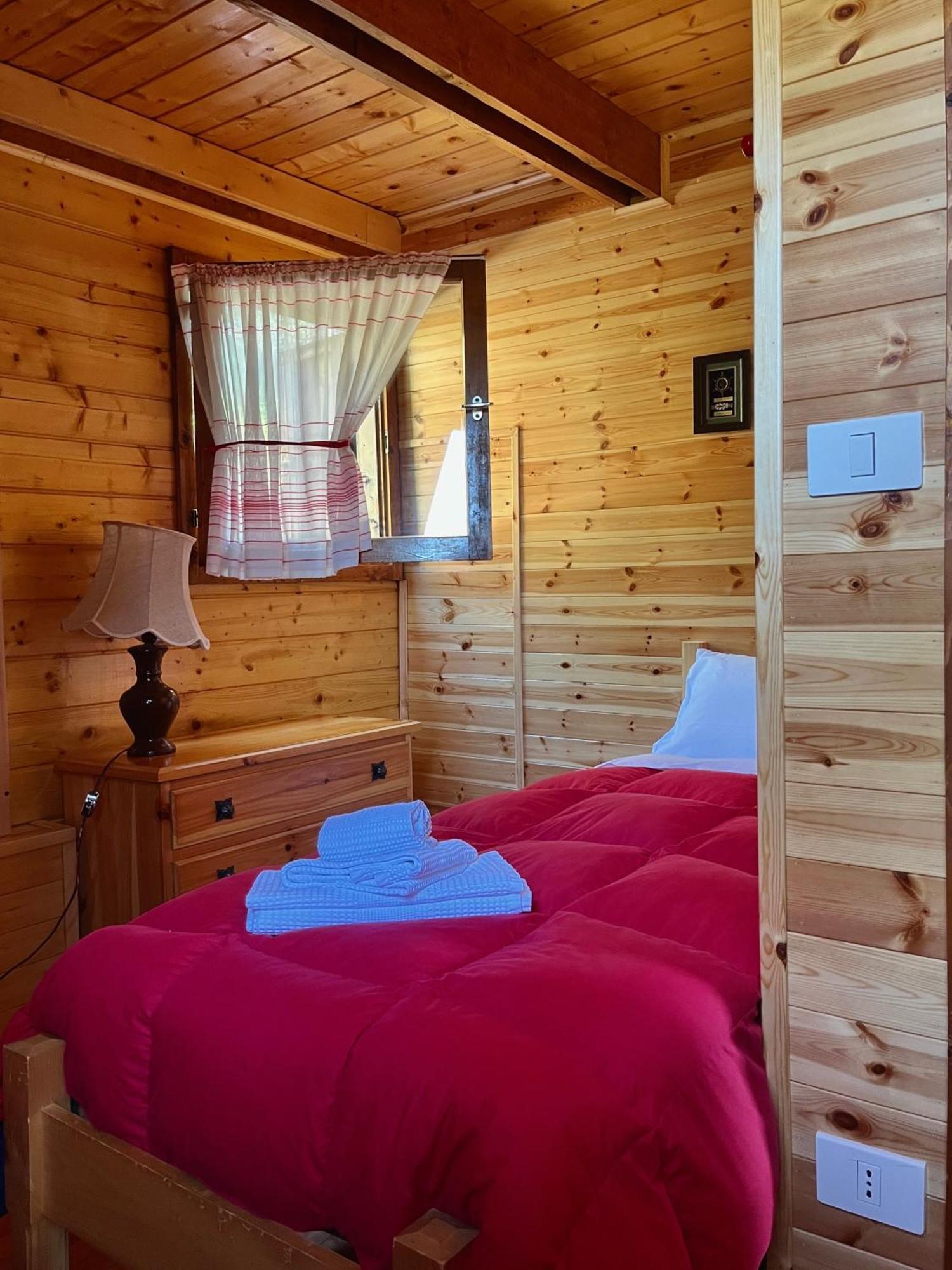 Chalet Natura La Taverna Dei 3 Porcellini Cavaliere  المظهر الخارجي الصورة