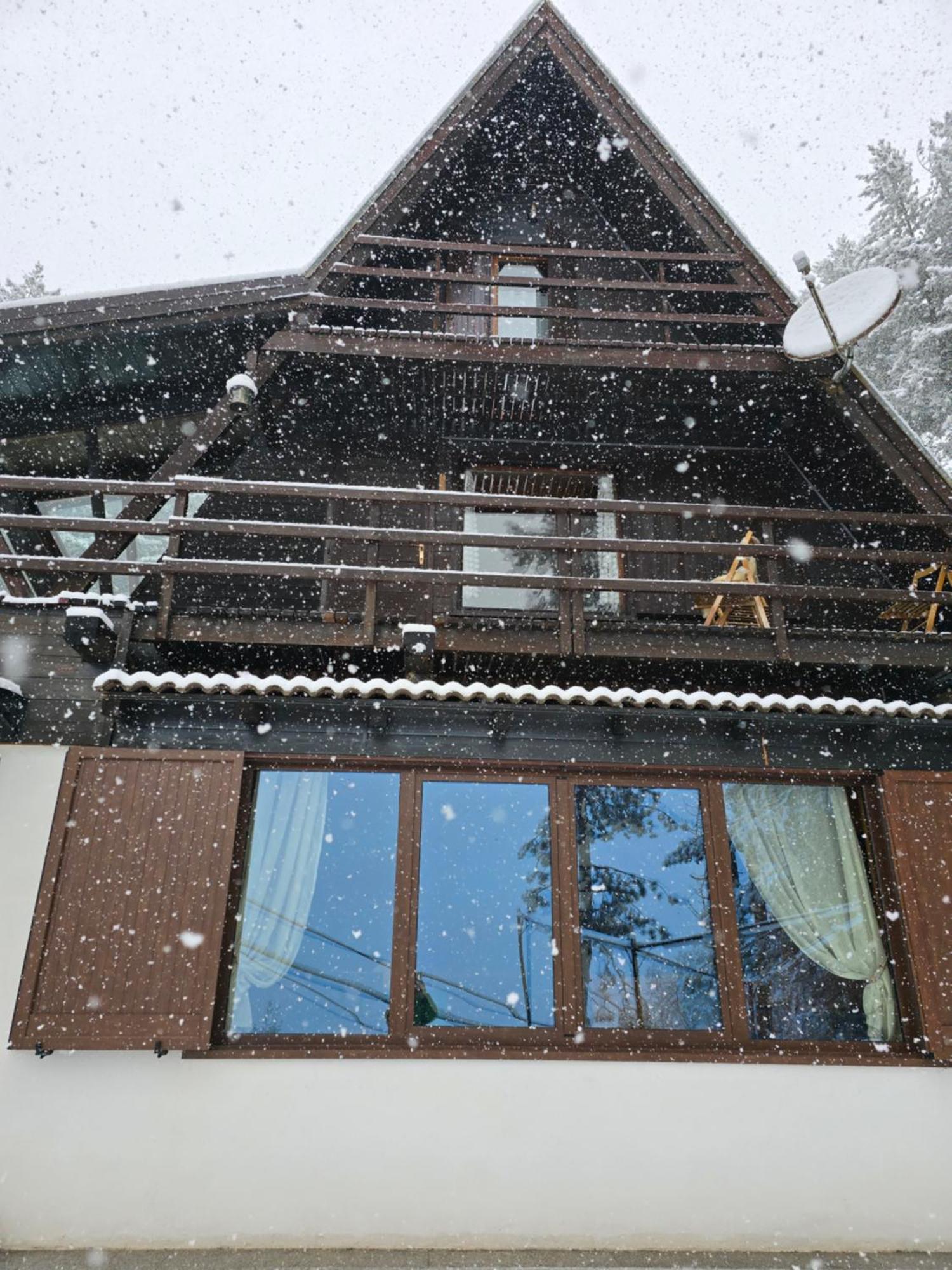 Chalet Natura La Taverna Dei 3 Porcellini Cavaliere  المظهر الخارجي الصورة